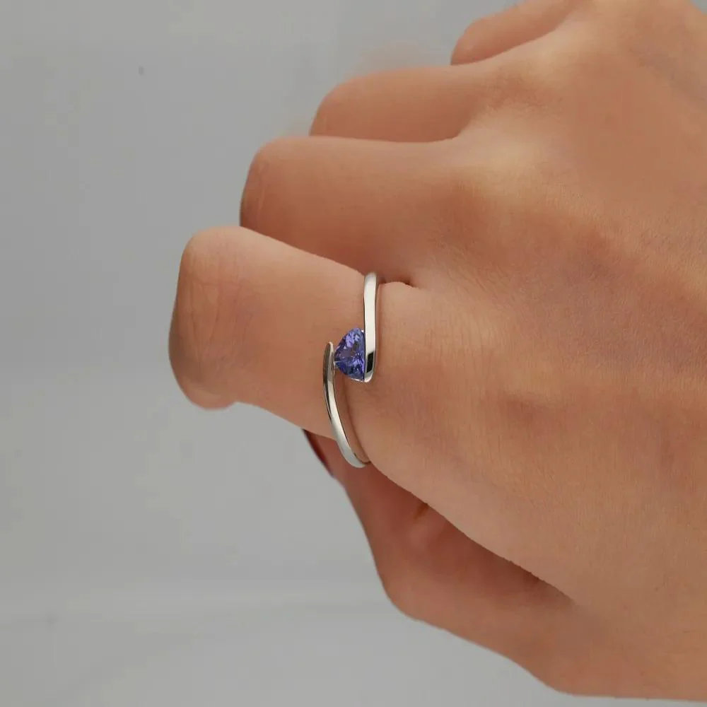 Tanzanite Triangle Bypass Ring .925 Sterling Silver White Size 7 - Image 4