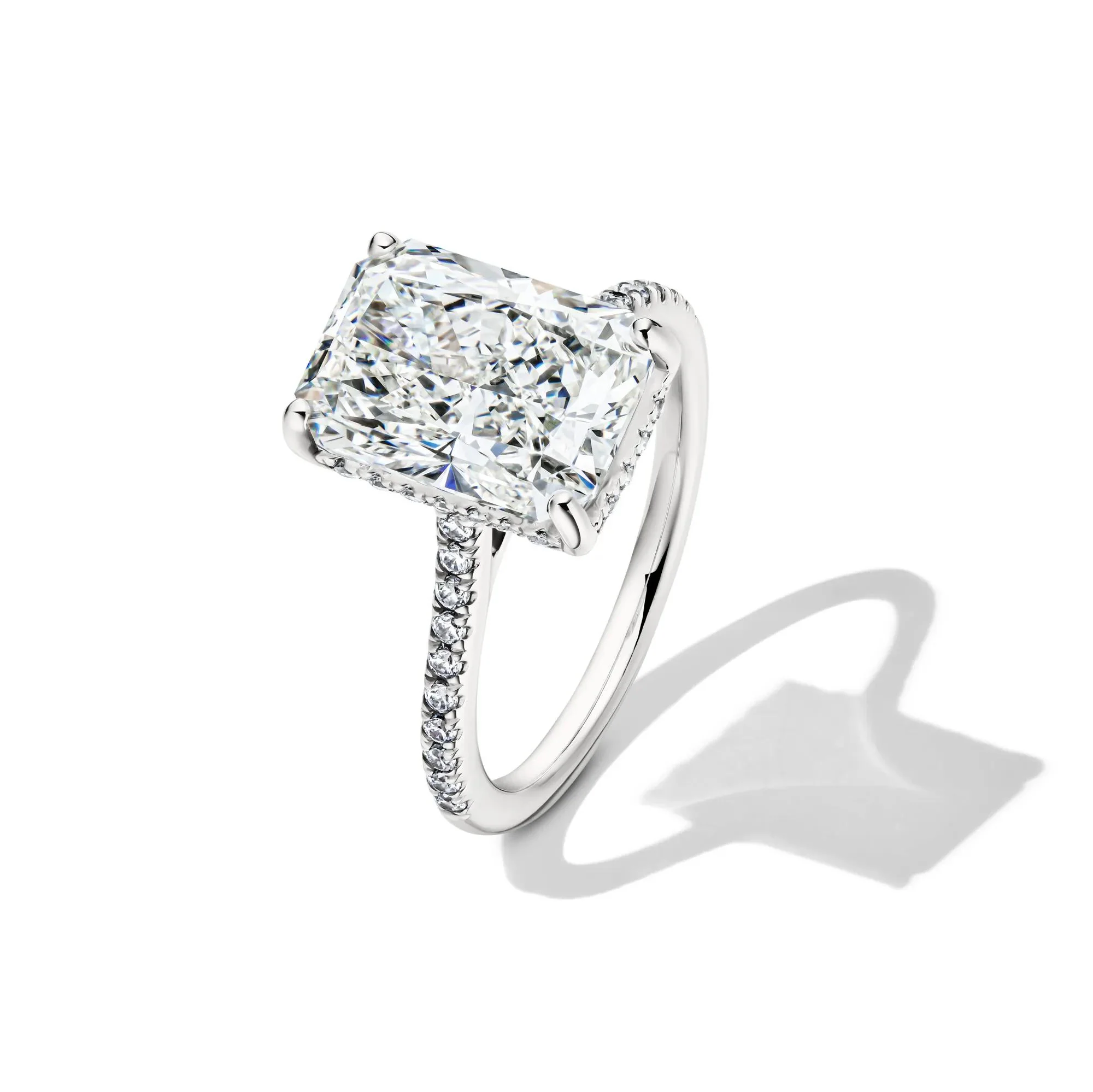 5 1/3 CT. Tw. Lab Grown Radiant-Cut Engagement Ring 14K White Gold Size 7.5 2mm - Image 4