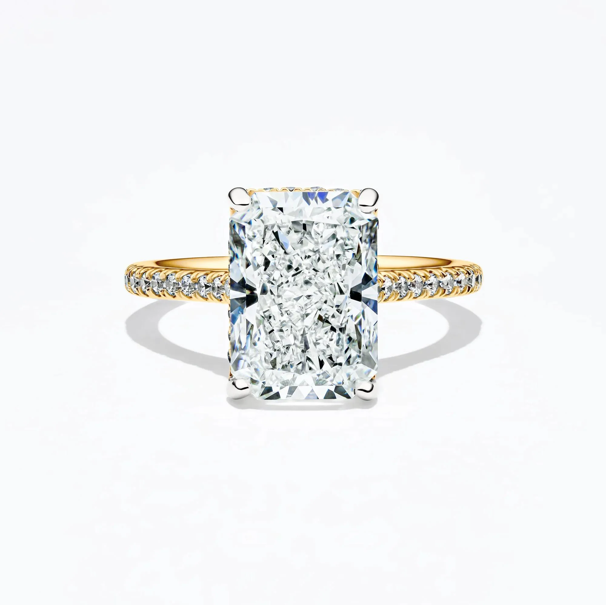 5 1/3 CT. Tw. Lab Grown Radiant-Cut Engagement Ring 14K Yellow Gold Size 5.5 2mm