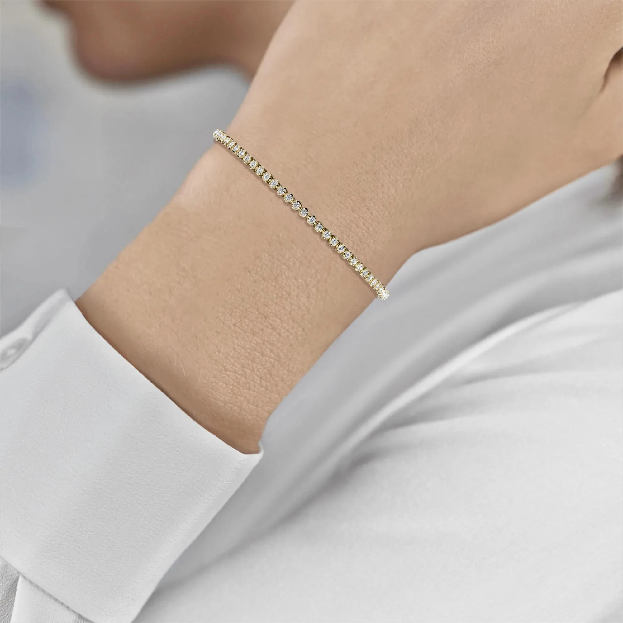1/10 CT. Tw. Diamond Tennis Bracelet 10K Yellow Gold Size 2.00mm - Image 4