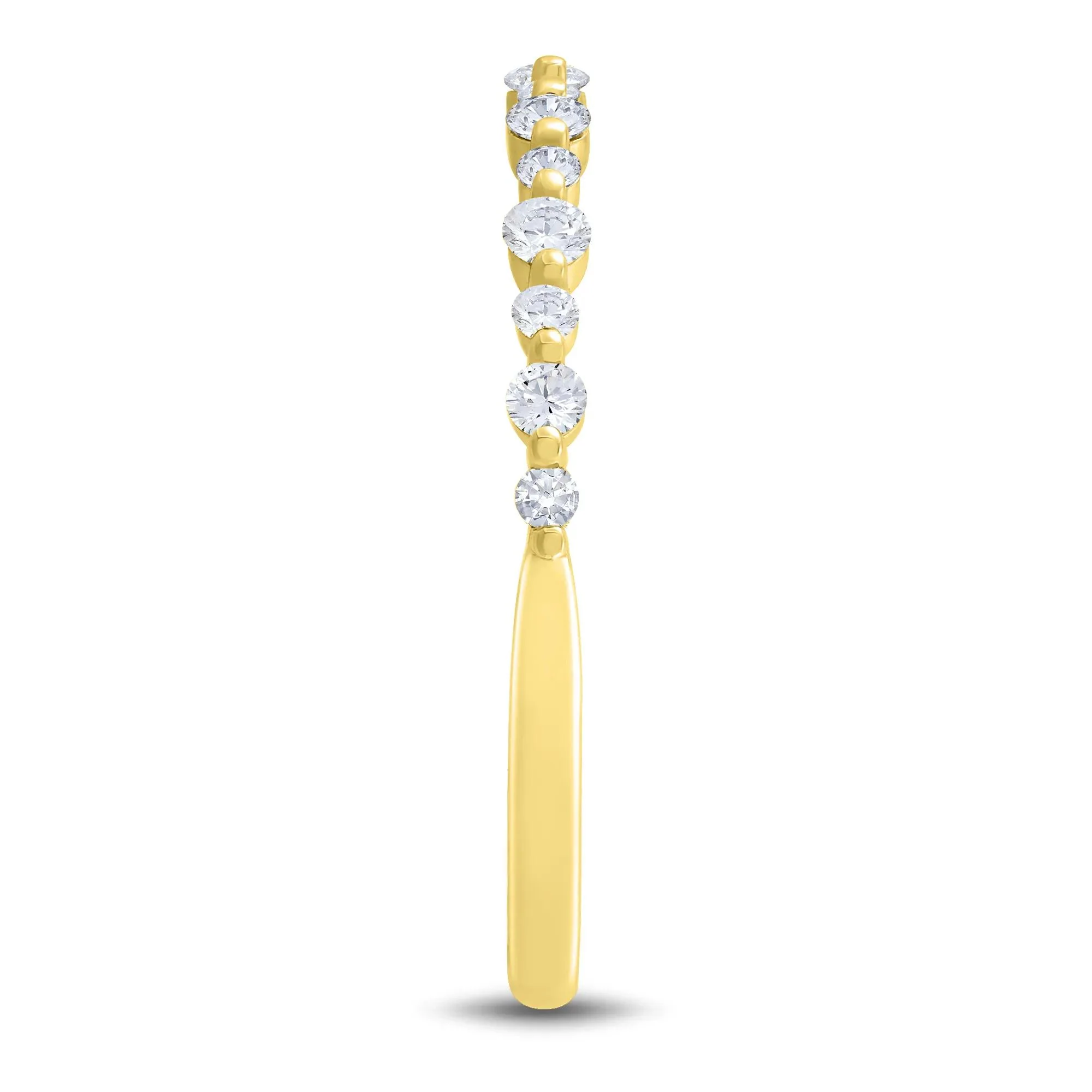 1/4 CT. Tw. Diamond Shared-Prong Band Ring 10K Yellow Gold Round Brilliant Cut Size 8 1mm - Image 3