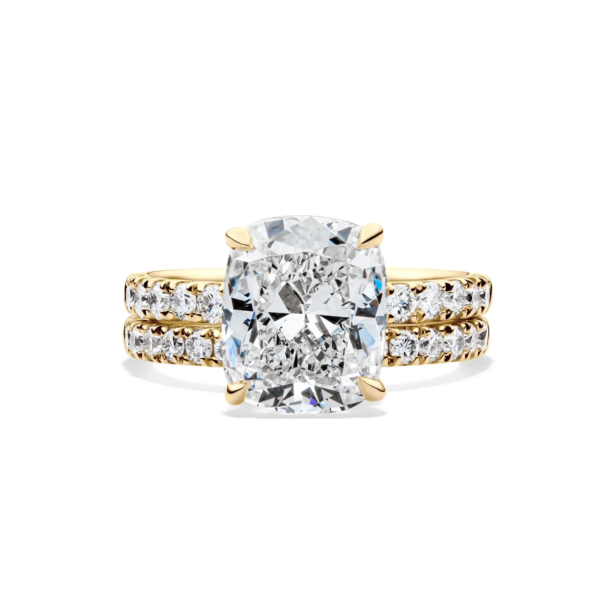 5 CT. Tw. Lab Grown Diamond Elongated Cushion Bridal Set 14K Yellow Gold Ring Size 9 2mm
